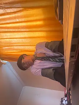 Snapshot of Itsllua21 chatting on October 30, 6:05 pm Itsllua21 online show from October 30, 6:05 pm