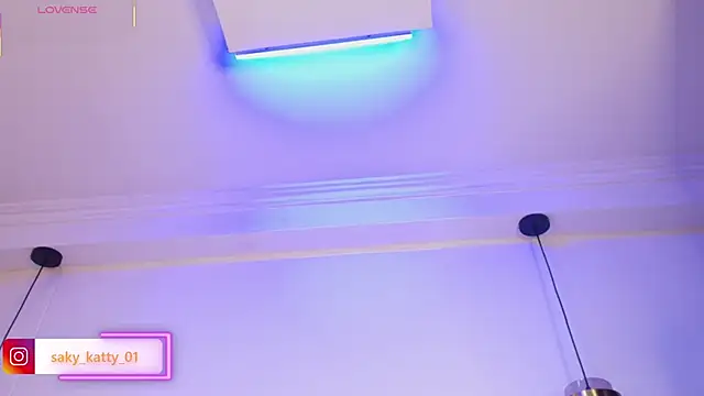 Kat Saky online show from April 10, 11:01 pm