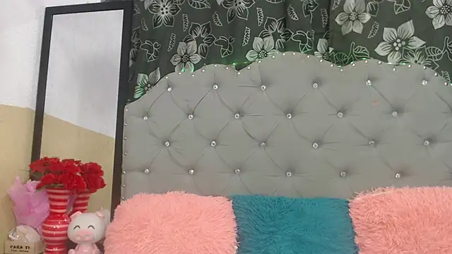 valentinavega18x online show from January 12, 4:19 am