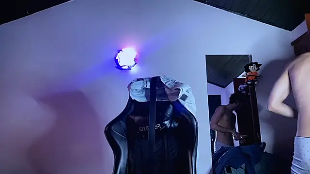 3v1l online show from November 15, 6:45 pm