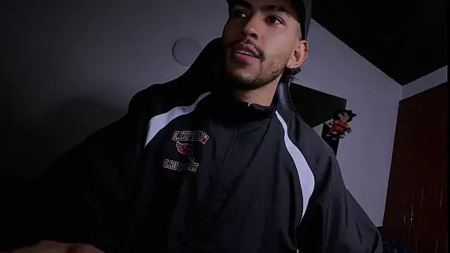 Snapshot of 3v1l chatting on February 2, 11:26 pm 3v1l online show from February 2, 11:26 pm