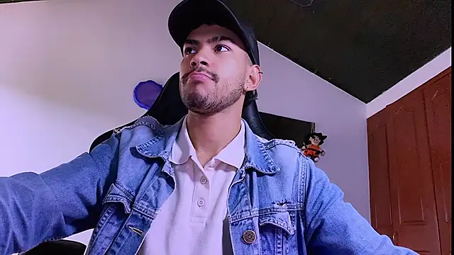 Snapshot of 3v1l chatting on January 9, 8:16 pm 3v1l online show from January 9, 8:16 pm