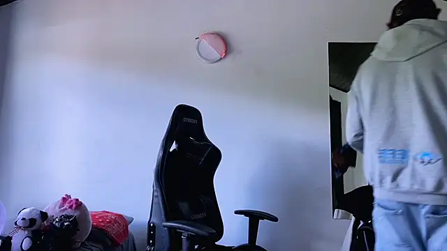 3v1l online show from November 18, 6:11 pm