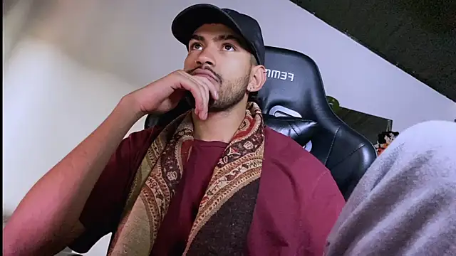 3v1l online show from December 16, 7:51 pm