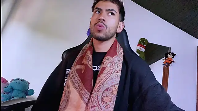 3v1l online show from December 15, 7:41 pm