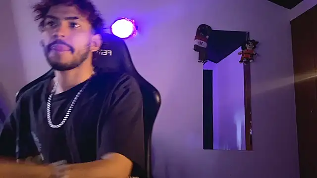 3v1l online show from November 22, 9:13 pm