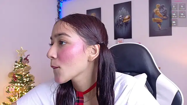 Snapshot of valeria_aragon1107 chatting on November 30, 6:30 pm valeria aragon1107 online show from November 30, 6:30 pm