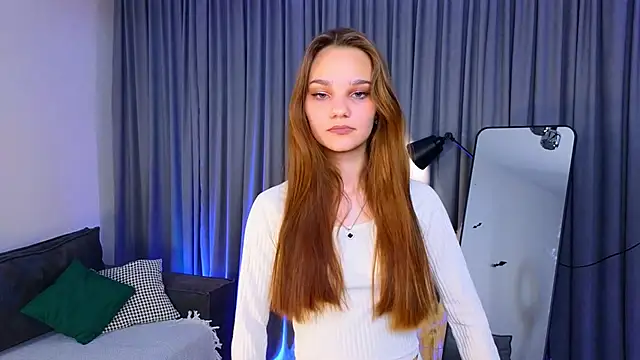 Snapshot of KarlaMagnett chatting on November 12, 3:38 pm KarlaMagnett online show from November 12, 3:38 pm