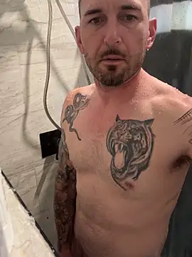 RobsBigD online show from November 5, 6:27 am