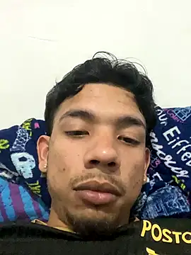 Snapshot of starboy2812 chatting on December 1, 6:36 am starboy2812 online show from December 1, 6:36 am