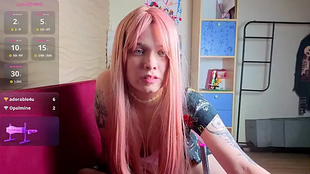 Snapshot of Marci_n chatting on June 18, 7:52 pm Marci n online show from June 18, 7:52 pm