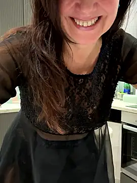 HotLdyllic online show from January 10, 5:08 pm