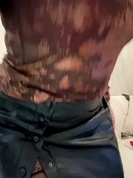 HotLdyllic online show from December 21, 3:57 pm