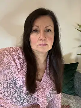 HotLdyllic online show from March 1, 6:08 pm