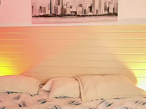 Madisonkay online show from December 18, 7:07 pm