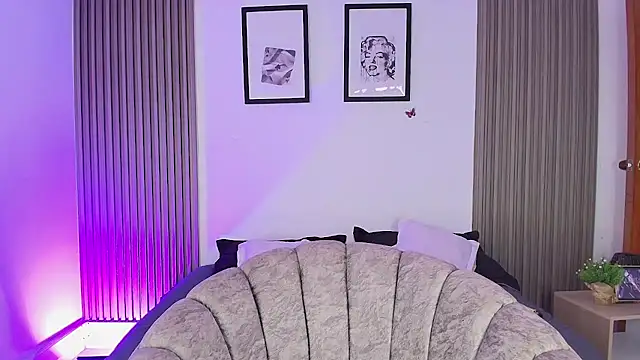 Madisonkay online show from March 22, 7:04 pm