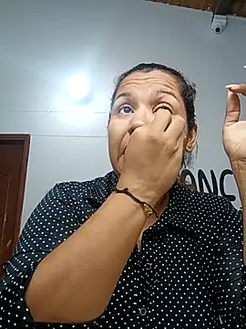 Samaraa Lee online show from November 18, 11:35 am