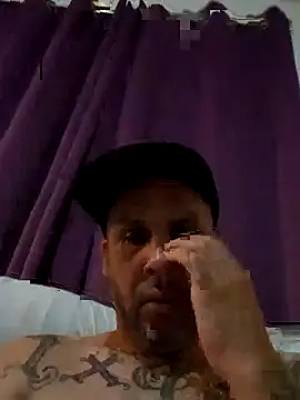 Snapshot of feoGG197 chatting on October 31, 4:53 am feoGG197 online show from October 31, 4:53 am