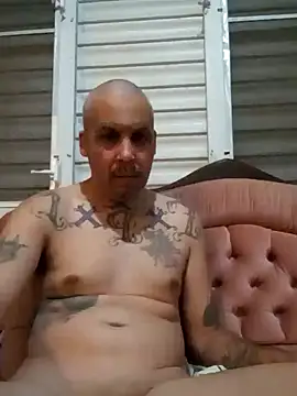 Snapshot of feoGG197 chatting on November 4, 2:04 am feoGG197 online show from November 4, 2:04 am