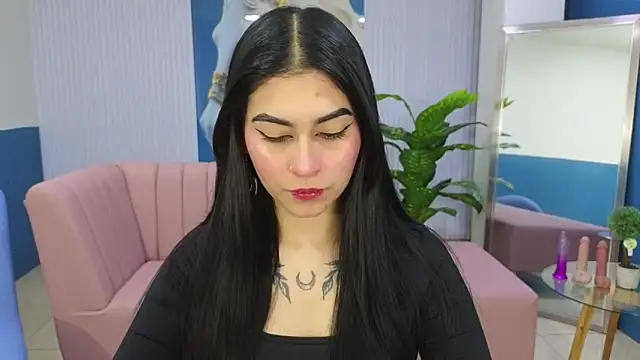 amy lovelydoll online show from May 1, 7:30 pm