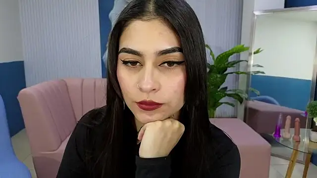 amy lovelydoll online show from May 6, 7:18 pm