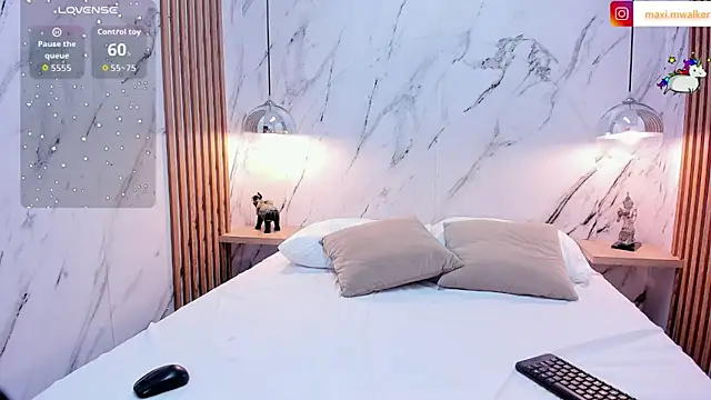 Staarhot online show from November 7, 11:59 am