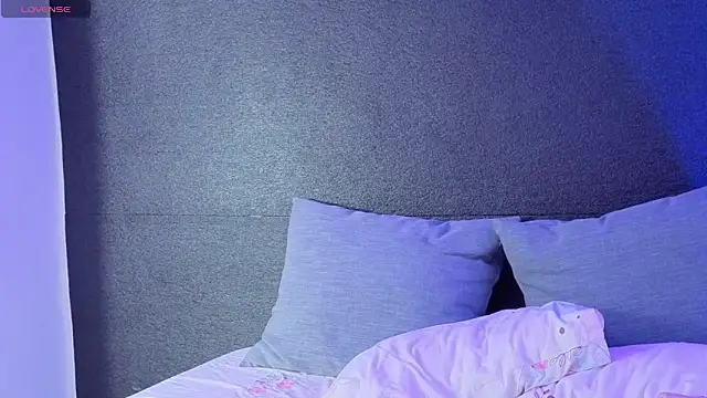 Ania rose online show from November 14, 5:38 pm