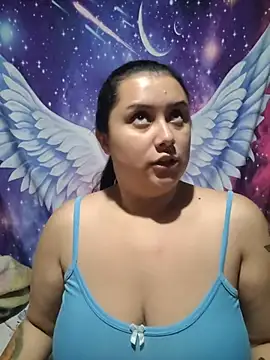 CurvyNoir online show from April 8, 12:45 am