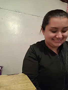 CurvyNoir online show from May 13, 3:24 am