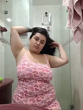 CurvyNoir online show from December 1, 3:24 pm