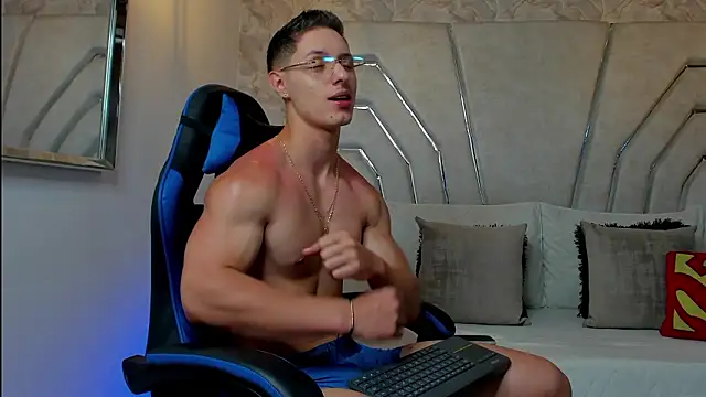 MAXTHOMSON online show from March 14, 12:27 am