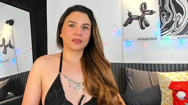 Cloe Bonne online show from December 21, 8:09 pm