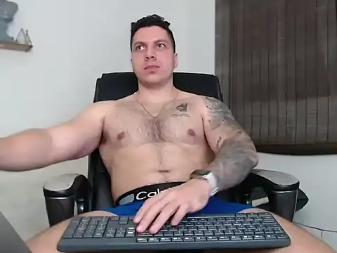 Noah Swagger  online show from November 8, 8:07 am