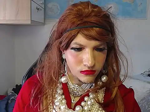 Snapshot of VanesaCrossic chatting on October 31, 9:17 am VanesaCrossic online show from October 31, 9:17 am