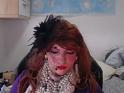 VanesaCrossic online show from February 12, 9:20 am