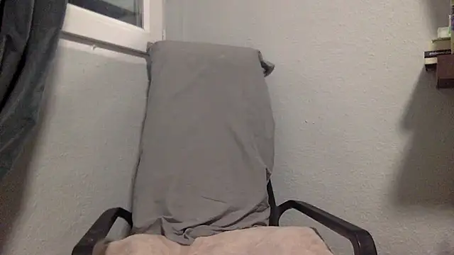 Zaskeee online show from July 28, 3:58 am