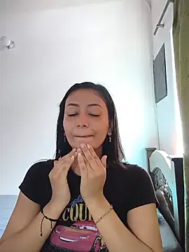 Minie03  online show from May 20, 2:36 pm