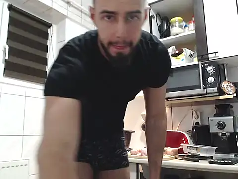 yourfavoritetallboy online show from November 17, 6:45 pm