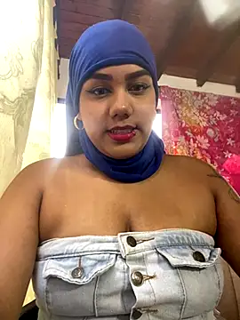 Snapshot of kadira6_ chatting on January 7, 11:48 am kadira6 online show from January 7, 11:48 am