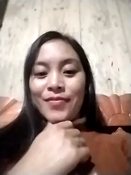 Snapshot of Alice-567 chatting on November 13, 5:44 am Alice-567 online show from November 13, 5:44 am