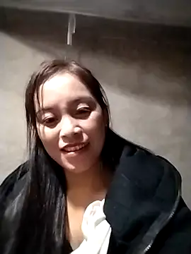 Snapshot of Alice-567 chatting on November 21, 2:05 pm Alice-567 online show from November 21, 2:05 pm