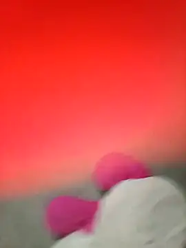 Snapshot of Alice-567 chatting on November 9, 1:15 pm Alice-567 online show from November 9, 1:15 pm