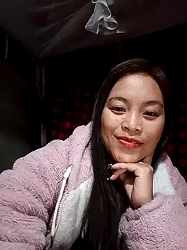 Snapshot of Alice-567 chatting on December 1, 7:26 pm Alice-567 online show from December 1, 7:26 pm