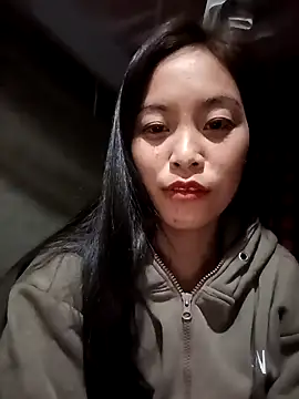 Snapshot of Alice-567 chatting on November 26, 6:52 pm Alice-567 online show from November 26, 6:52 pm