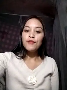 Snapshot of Alice-567 chatting on November 5, 12:52 pm Alice-567 online show from November 5, 12:52 pm