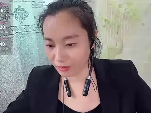 Lingling-Baby520 online show from March 25, 6:35 am