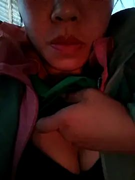 kitti-krush online show from November 15, 2:54 pm