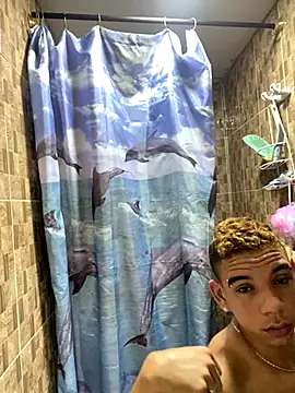 Snapshot of Dylams_maja chatting on November 5, 6:33 pm Dylams maja online show from November 5, 6:33 pm