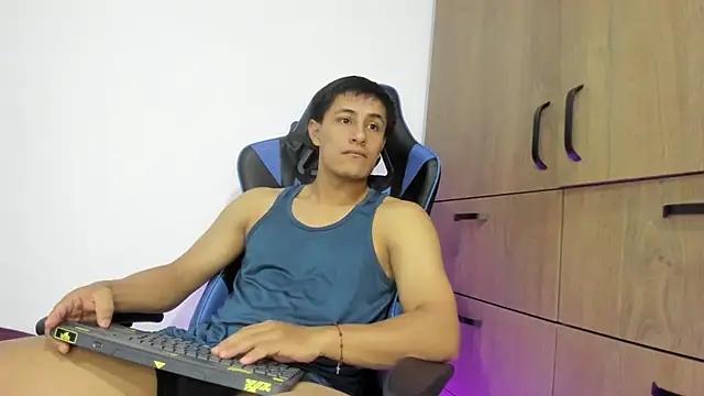 dorman boy online show from December 19, 2:37 am