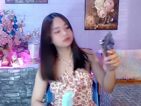 Snapshot of lustfullakim chatting on June 11, 12:32 am lustfullakim online show from June 11, 12:32 am